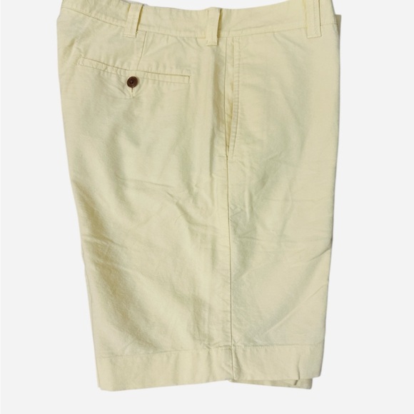 EUC J. Crew Men’s YELLOW Flat Front Shorts Lightweight Cotton Size 32 - Picture 1 of 3